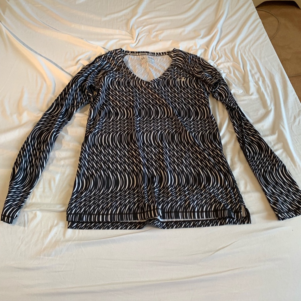 Women’s under armor long sleeve